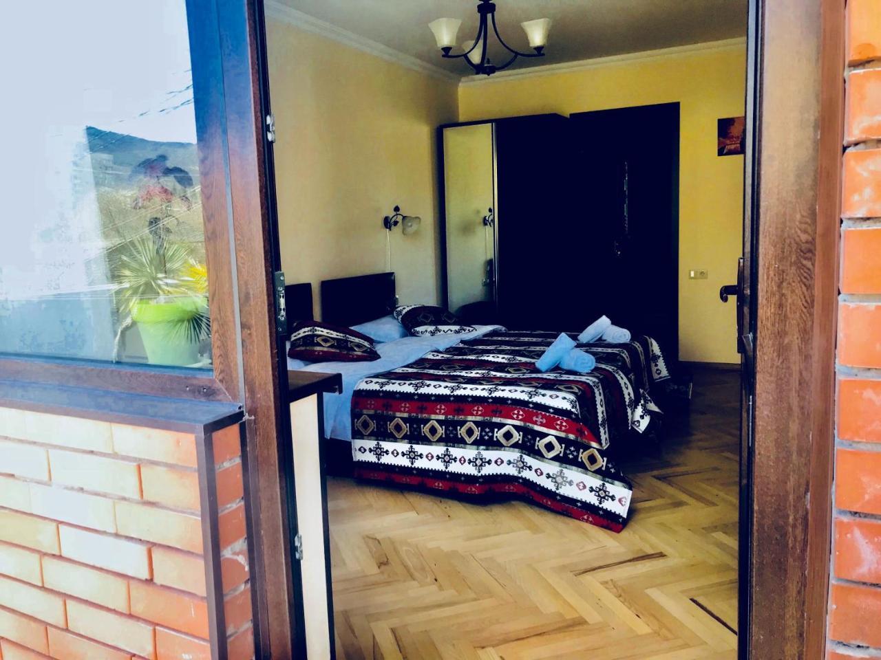 The Oldest Tbilisi Hotel Bagian luar foto