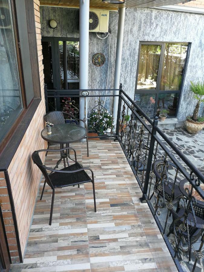 The Oldest Tbilisi Hotel Bagian luar foto